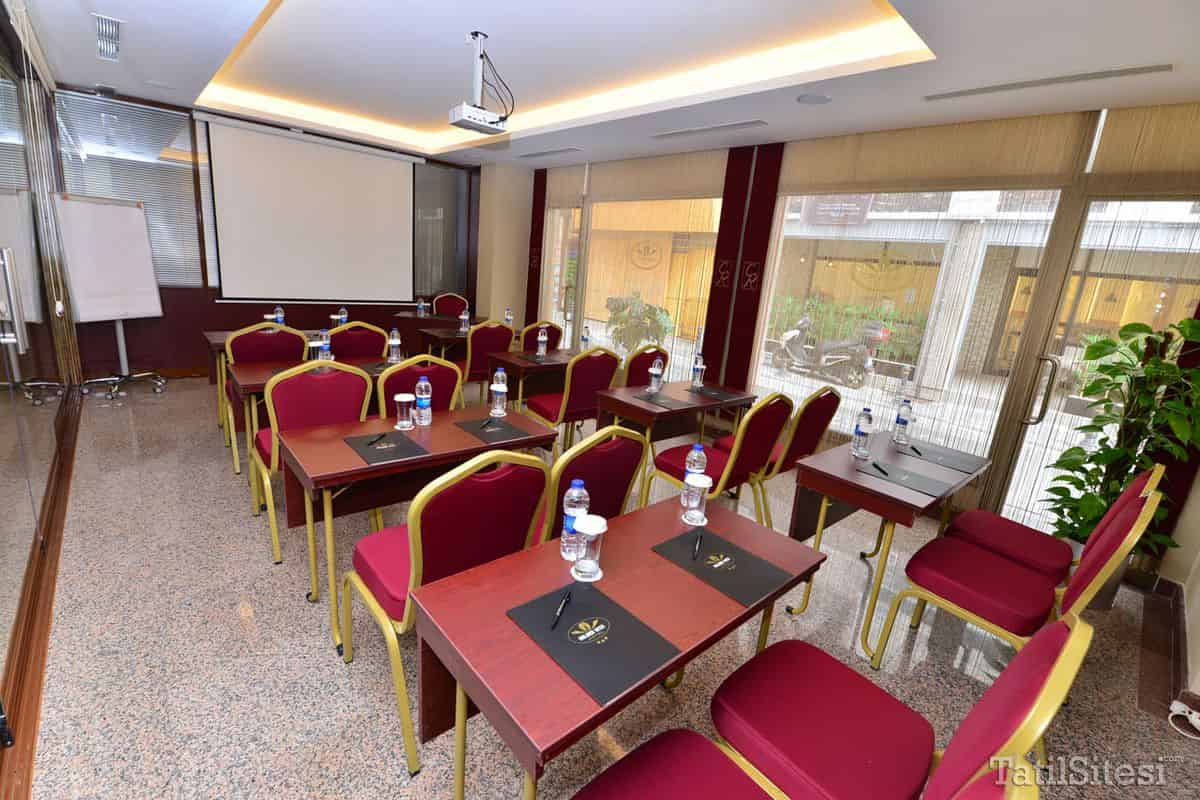 Golden Rest Hotel